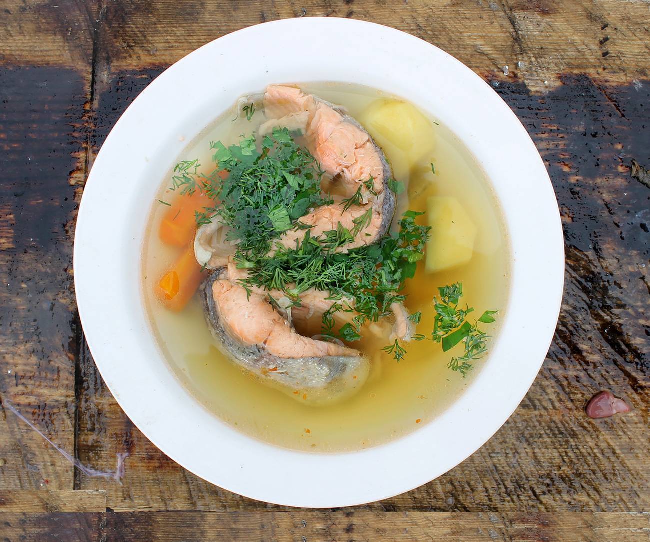 Вариант 1: Классический рецепт рыбного супа из форели